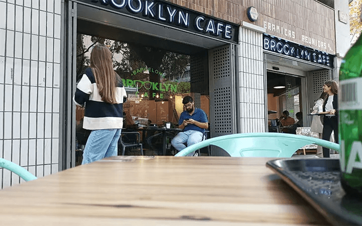 Coffee Shop Guide: Best Study Spots in Barcelona 2026