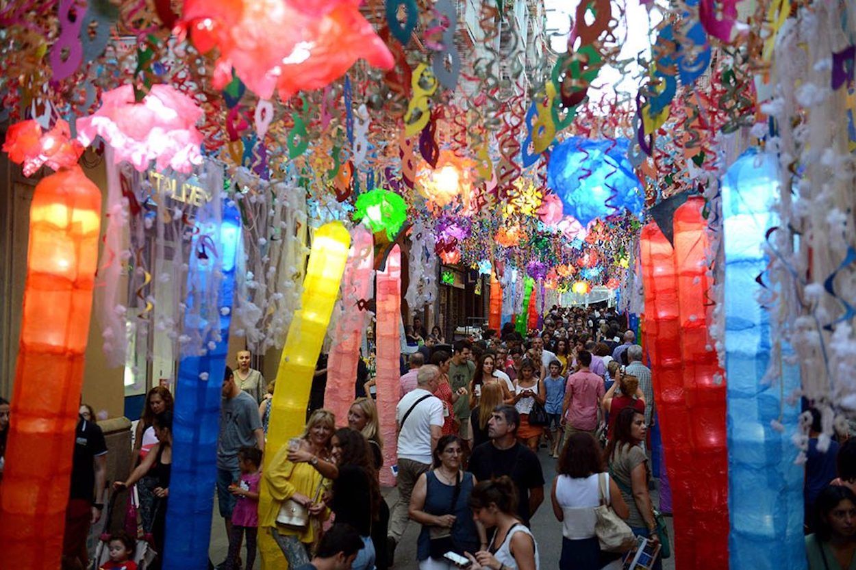 Gràcia Parties Kick-off: Dance, Decorations & Barcelona International Events!