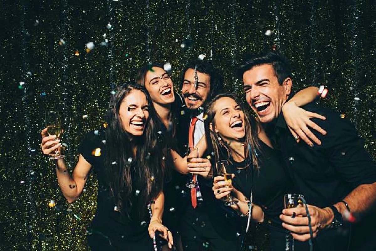 NEW YEAR'S EVE ALL NIGHT DJ PARTY at Dolcevita Boqueria 🎧