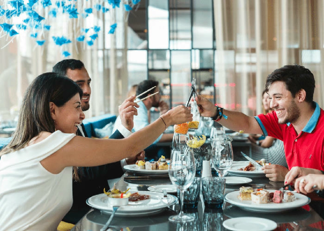 MWC SOCIAL BRUNCH ☕🥂 — DRINKS & MEET NEW PEOPLE (FREE)