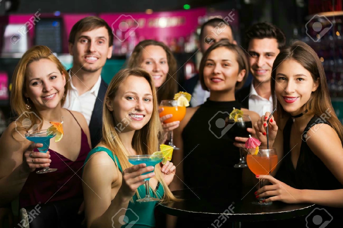 ROOFTOP SOCIAL PARTY & COCKTAIL BAR + JAMBOREE DISCO (FREE)